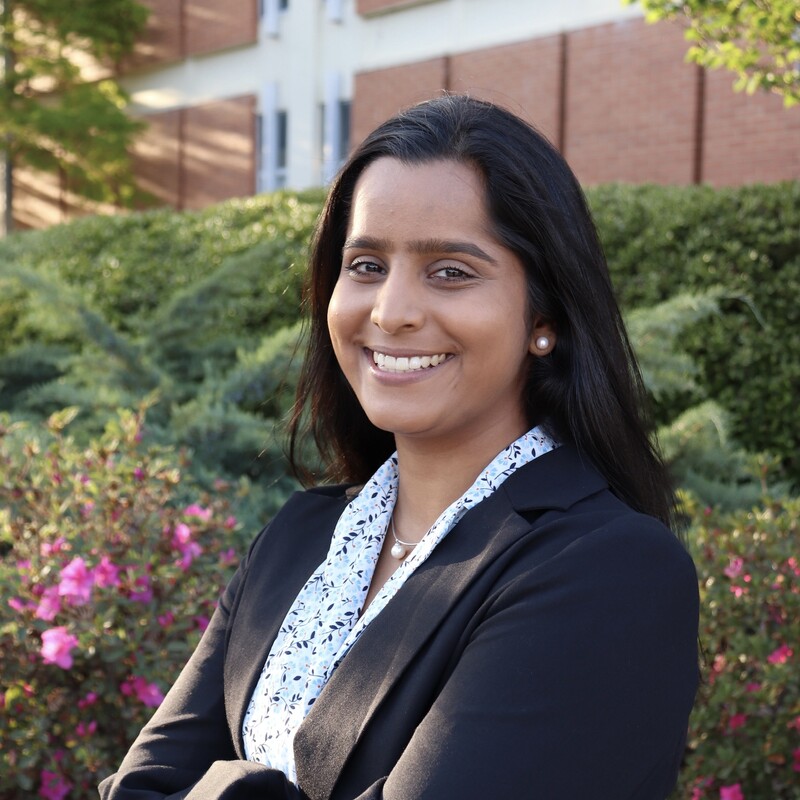 Anika's Headshot